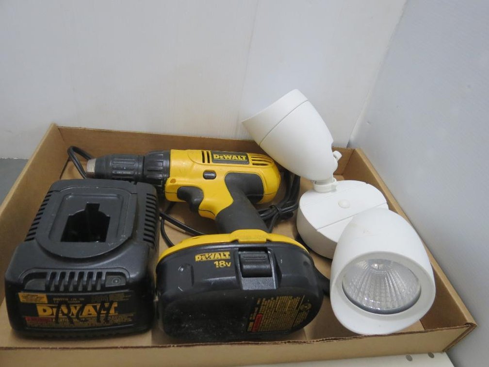 Dewalt 18 Volt Cordless Drill With Battery and Charger, Sensor Light