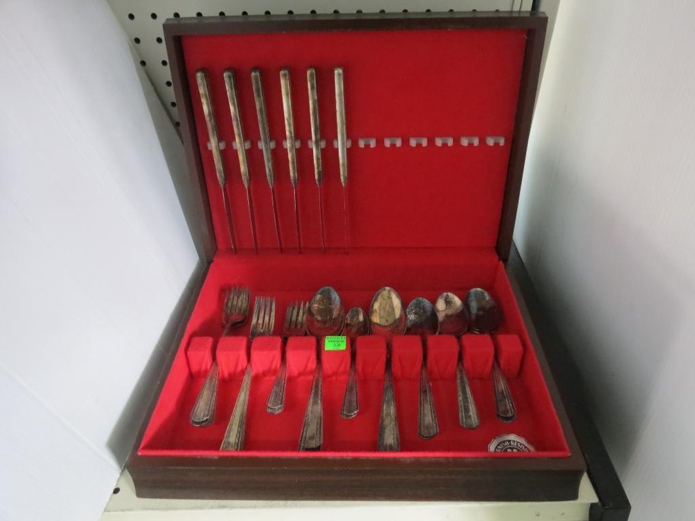 Flatware Chest