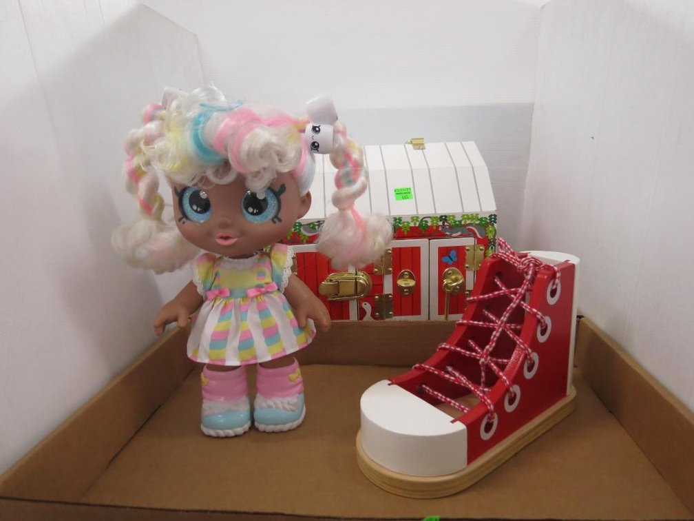 Melissa and Doug Barn and Wooden Lacing Shoe, Kindi Kid Doll