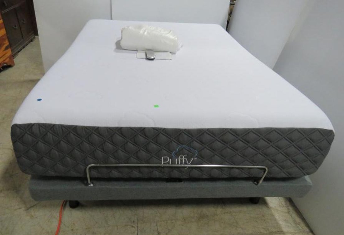 Full Size Puffy Adjustable Base Bed and Mattress, Works
