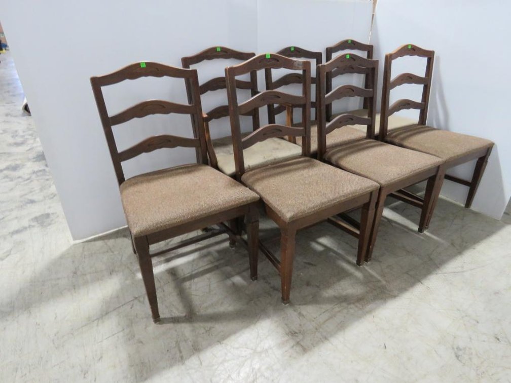 Seven Thomasville Furniture Dining Chairs, Note Stains On Two Chairs