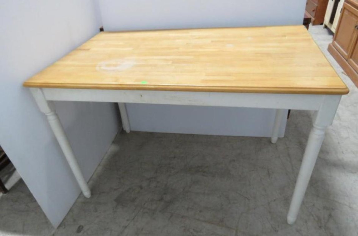 4 Foot Dining Table