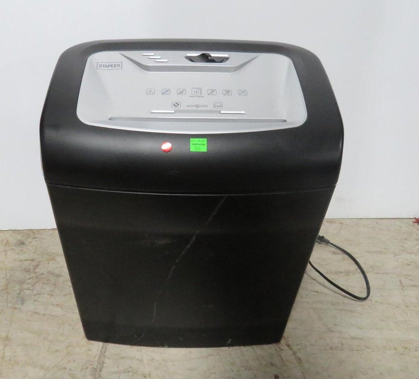 Staples 10 Sheet Paper Shredder