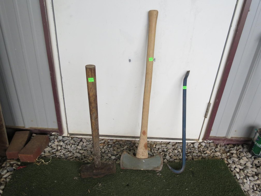 Sledgehammer, Ax, Prybar