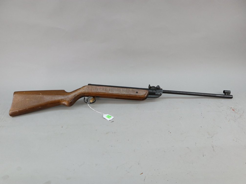 DIANA MODEL 25D, PELLET RIFLE, MADE IN GERMANY, UNMARKED CALIBER APPEARS TO BE A .177