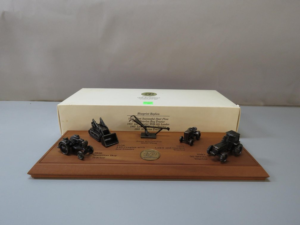 John Deere 150th Anniversary Collector Set
