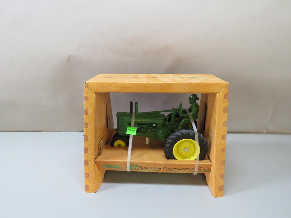 John Deere Model A Diecast Metal Body and Rims, Rubber Tires, 1/16 Scale