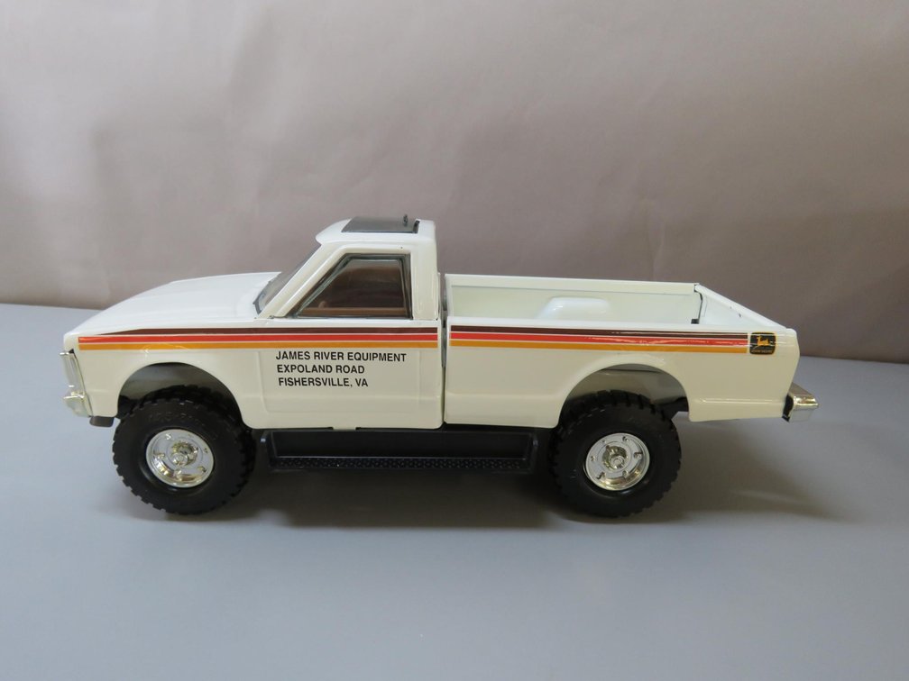 John Deere Pickup Truck