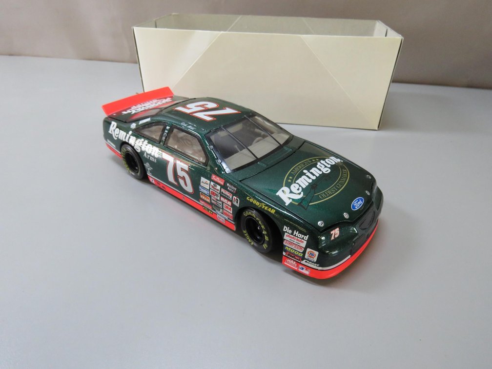 Rick Mast # 75 Remington Stock Car 1997 Thunderbird 1/24 Scale
