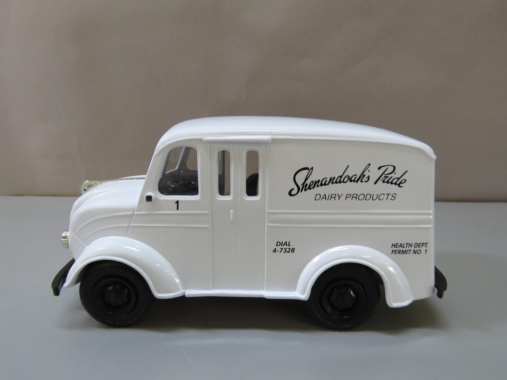 Shenandoah's Pride Delivery Truck, Ertl Diecast