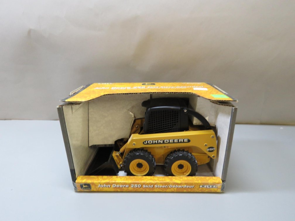 John Deere 250 Skid Steer Diecast