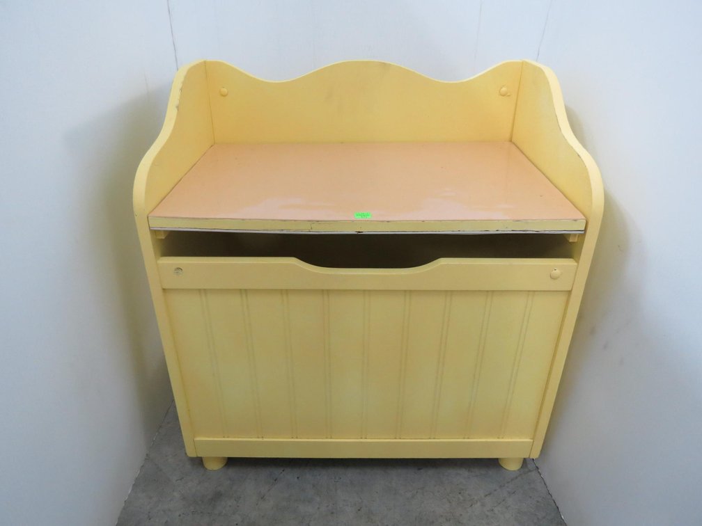 Small Storage Bench
