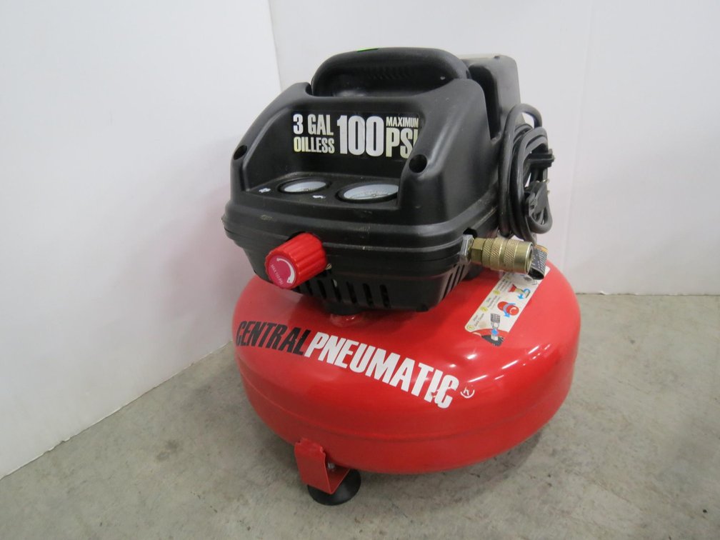 Central Pneumatic 3 Gallon Air Compressor