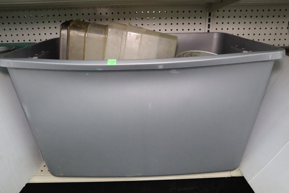 Group of Miscellaneous Restaurant Containers and Dishes