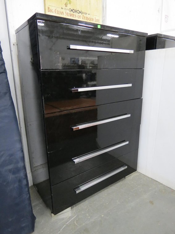 Pressboard Chest of Drawers, Made In Italy