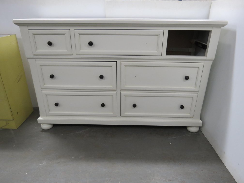 Chest of Drawers, 1 Drawer Is Missing