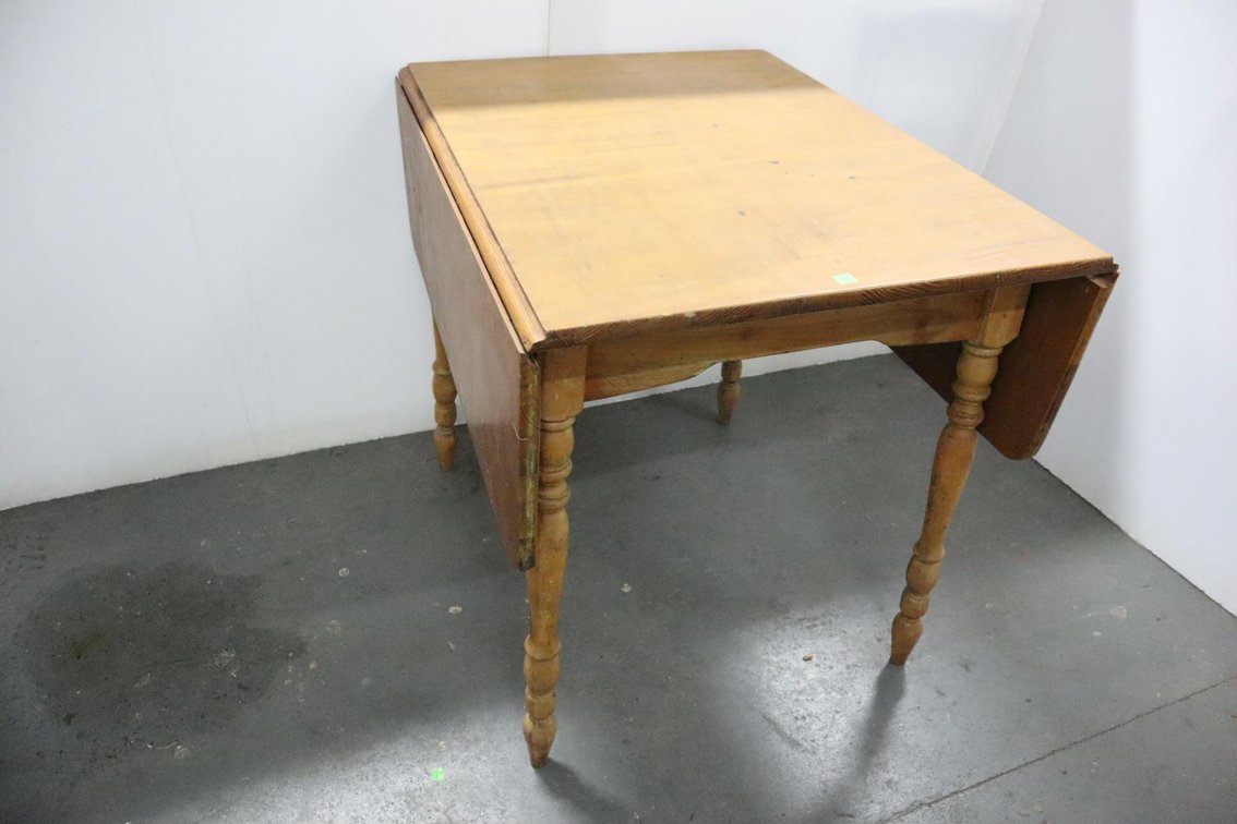 Vintage Drop Leaf Table