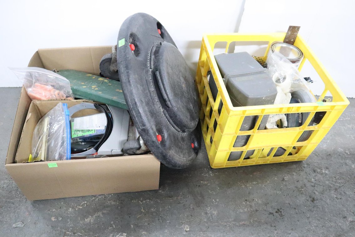 Group of Miscellaneous Shop Items, Trash Can Dolly