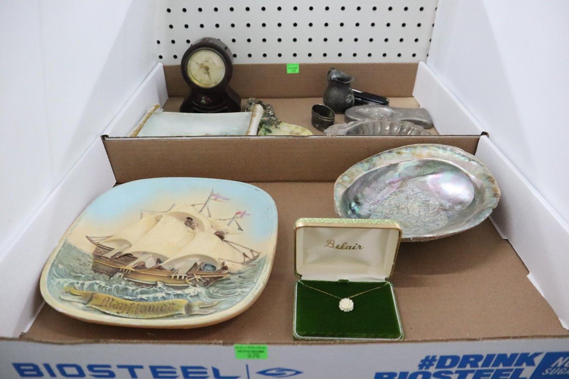 Collectibles, Vintage Necklace