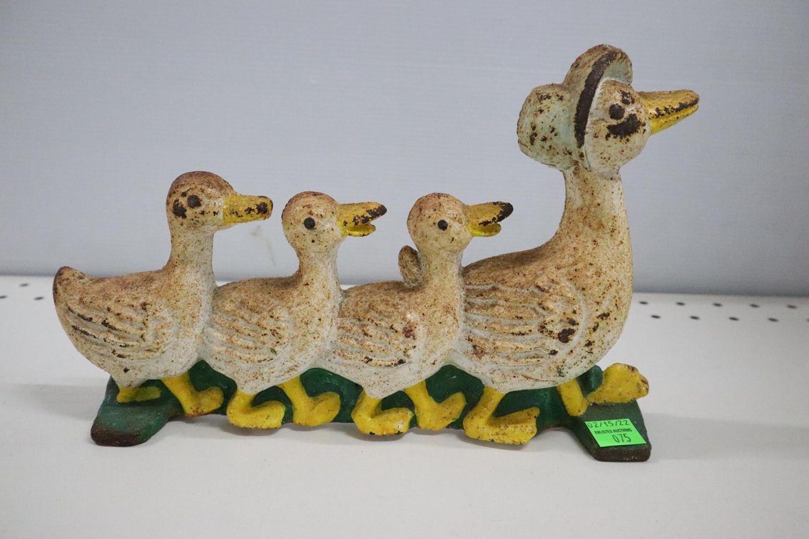 Cast Iron Duck Family Door Stop