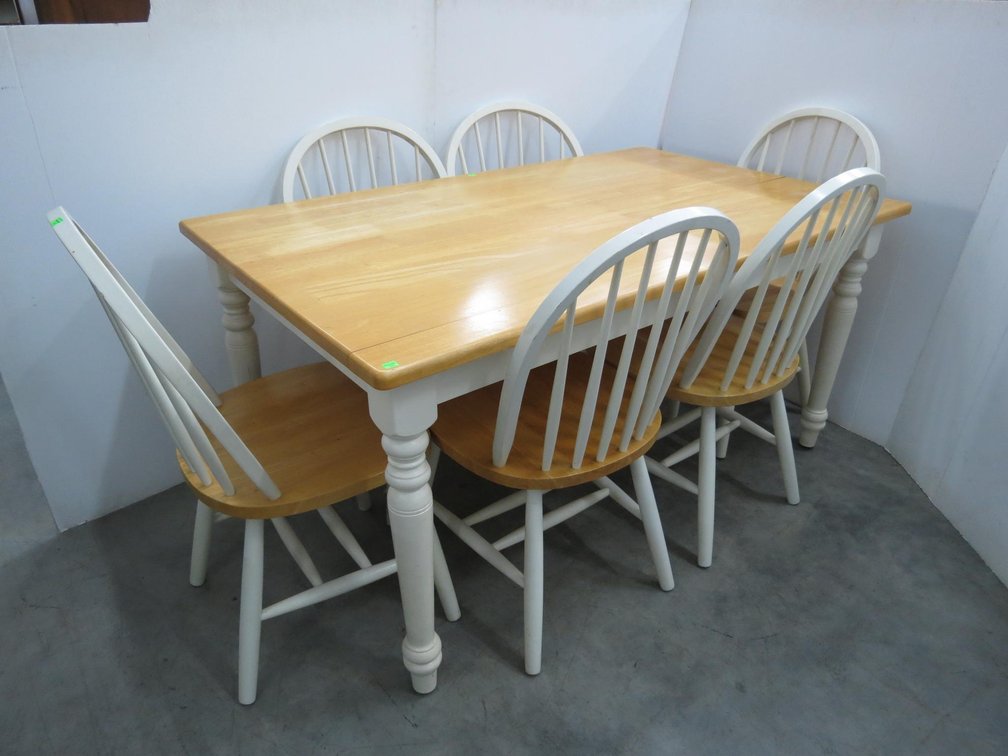 Kitchen Table With 6 Chairs
