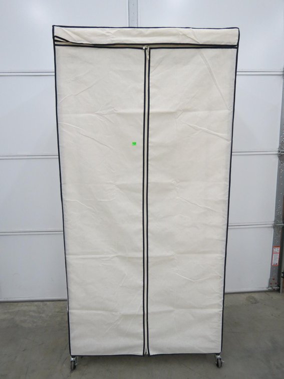 Closet Rack On Casters