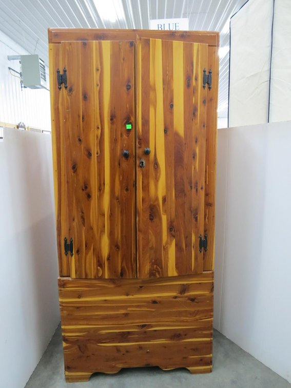Cedar Closet, Needs Some Repair