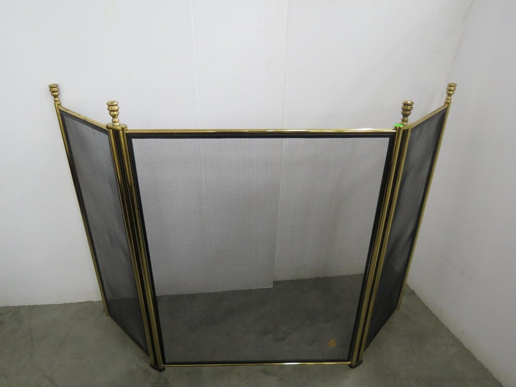 Virginia Metalcrafters Fireplace Screen