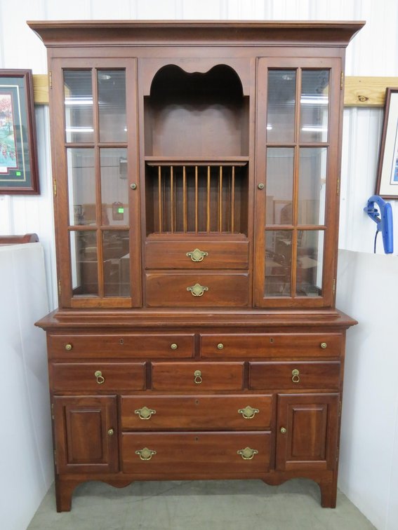 Kincaid Ducks Unlimited Edition Lighted China Cabinet