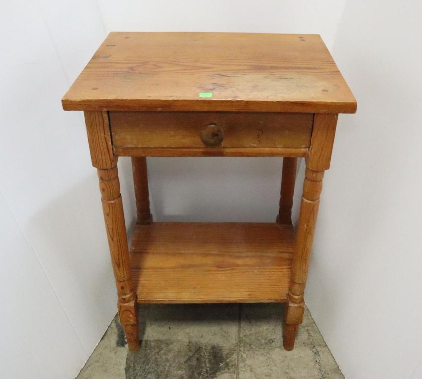 Vintage Nightstand With Drawer