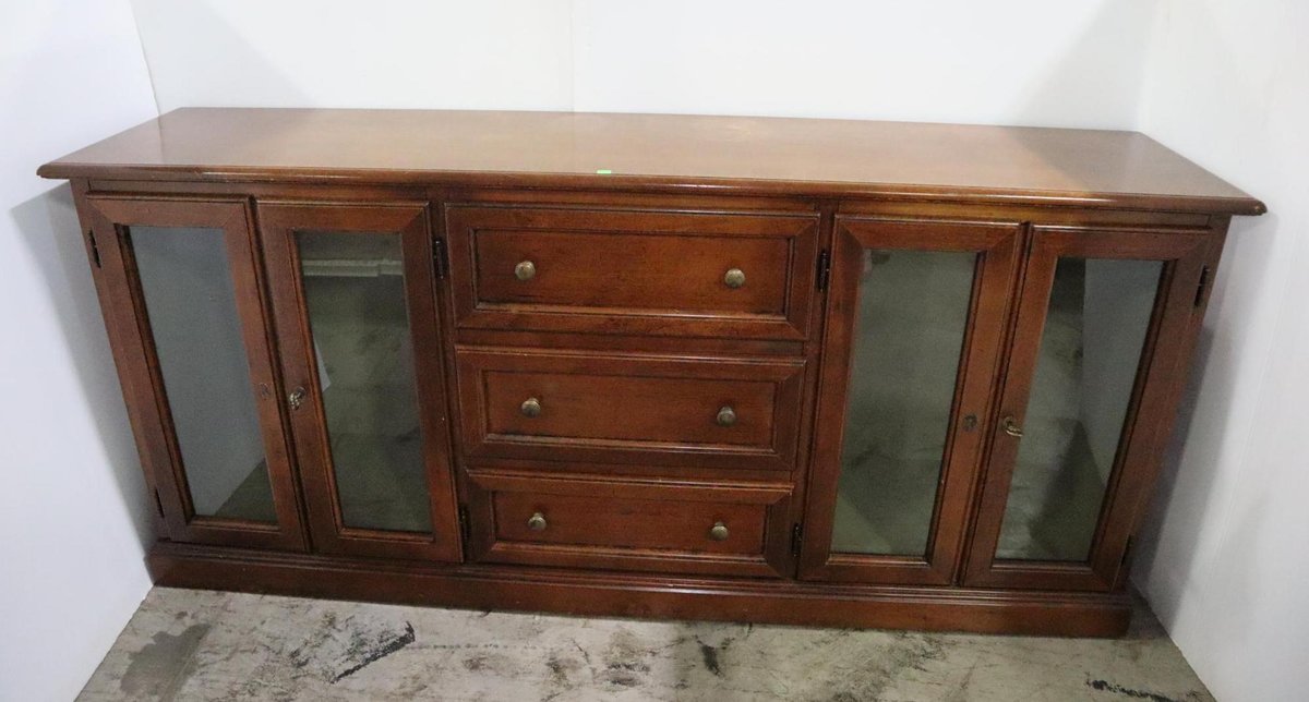 Buffet Cabinet