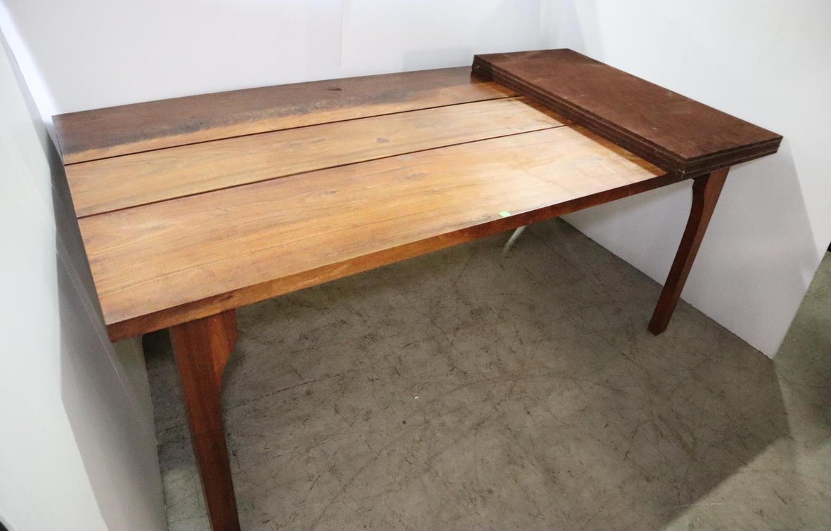 6' Farmhouse Style Dining Table With Table Top Protectors