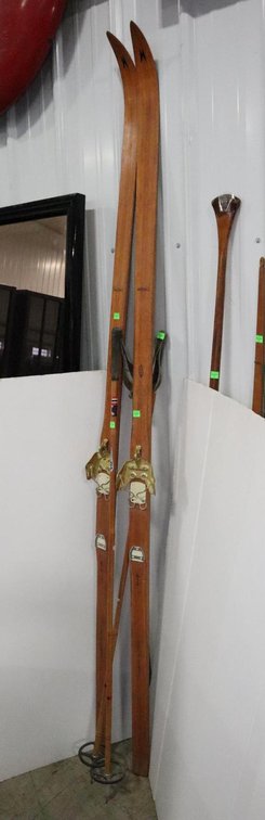 Birke Beiner Vintage Wood Skis and Bamboo Norway Poles