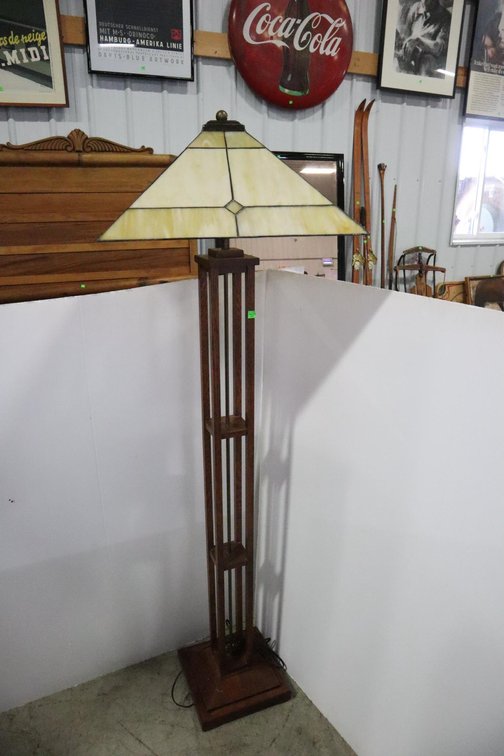 Floor Lamp With Stained Glass Shade