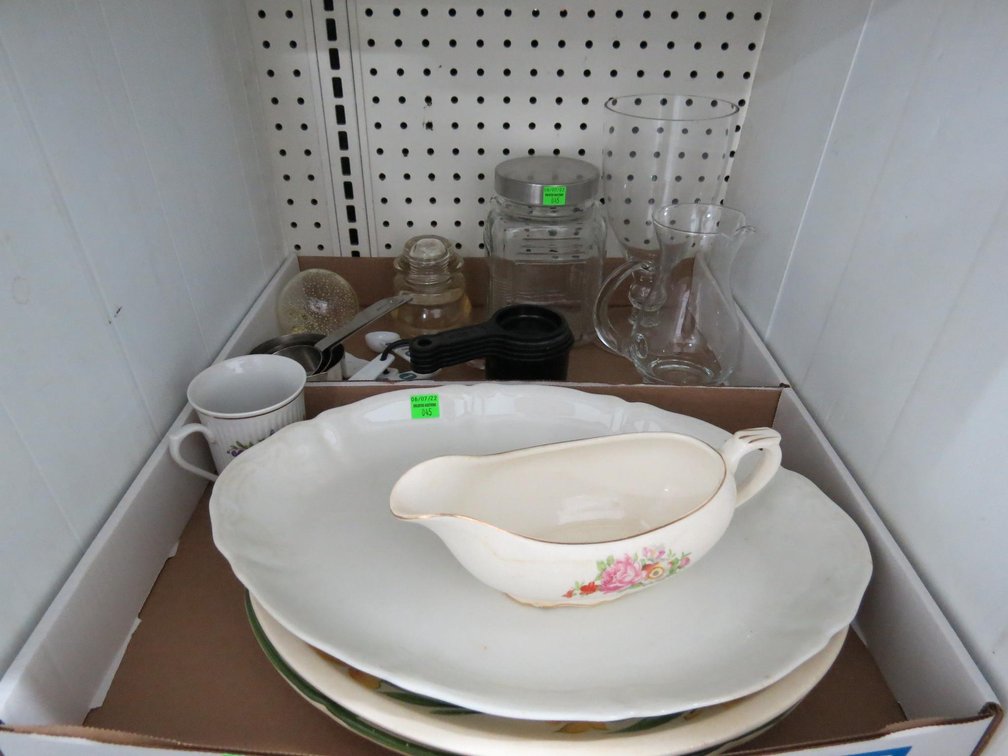 Group of Dishes, Measuring Cups
