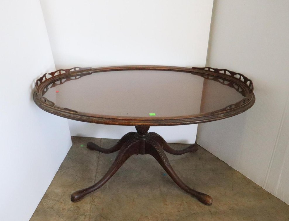 Vintage Oval Side Table