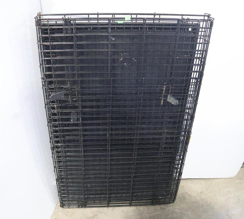 Large Dog Crate, 42x27x36" with 2 doors