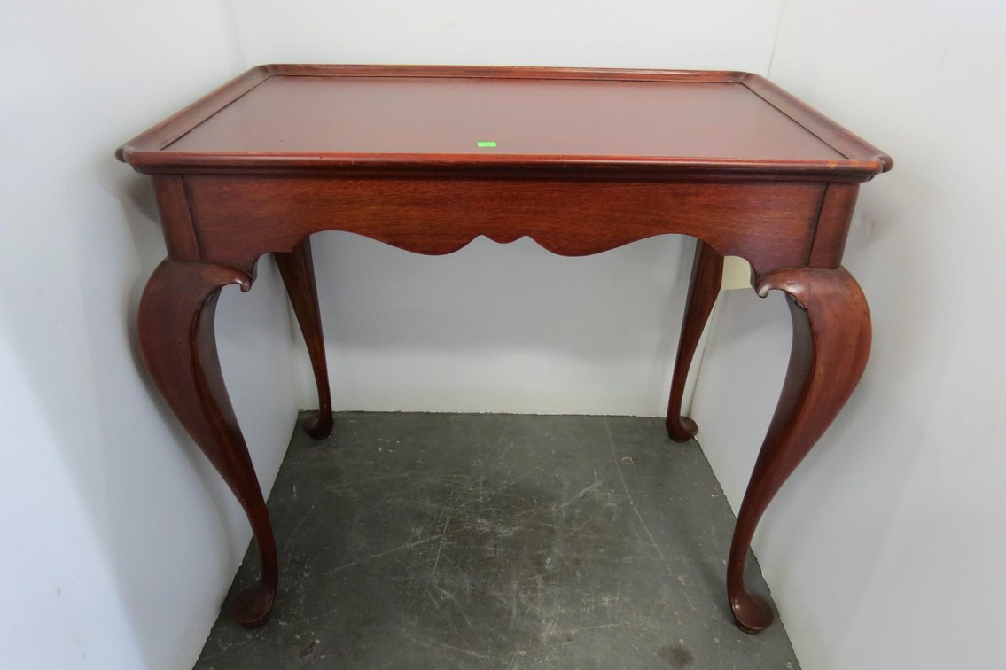 Queen Anne Style Table