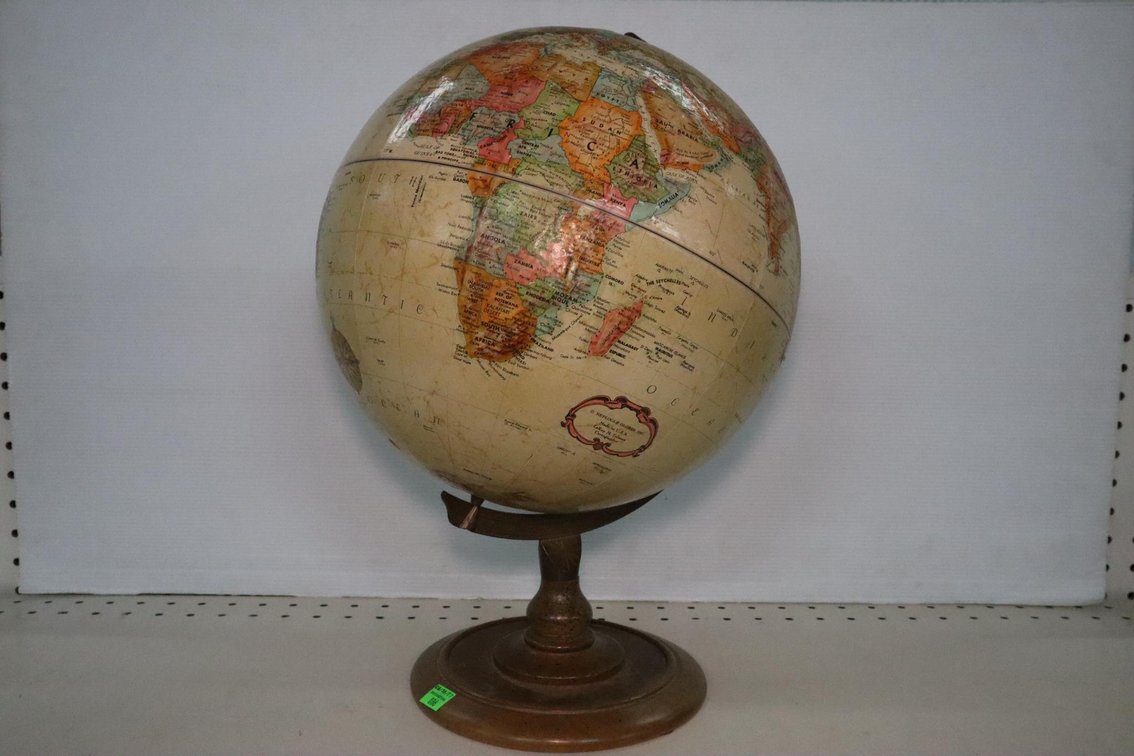 12-In Desk Globe