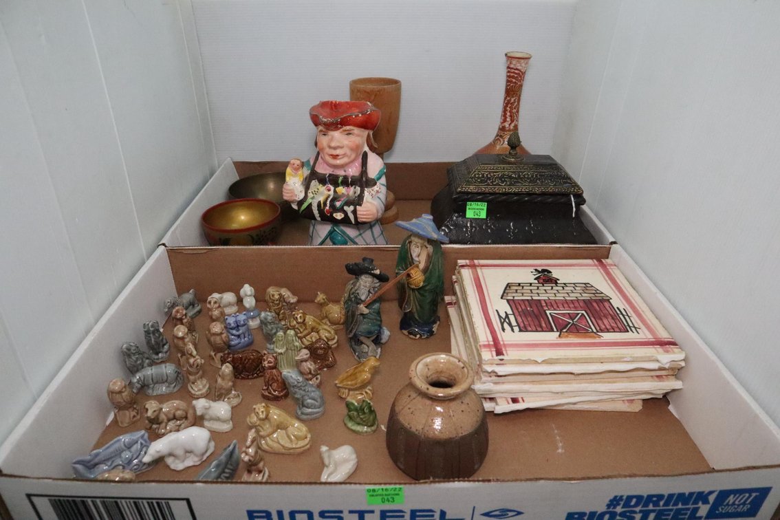 Collectibles and Figurines