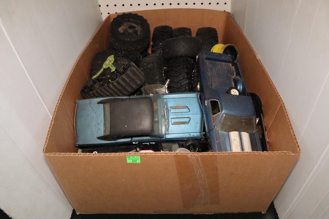 Box of Miscellaneous RC Wheels and Parts