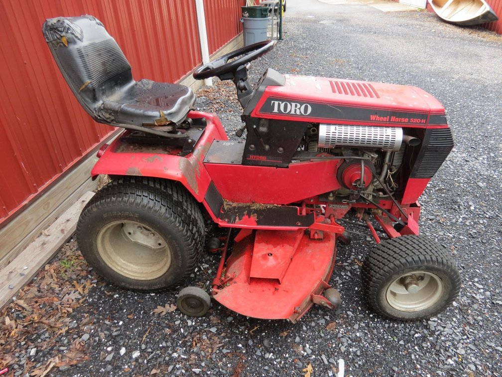 Toro Wheel Horse Lawn Mower, Runs