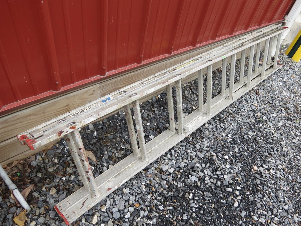 16 Ft Aluminum Extension Ladder