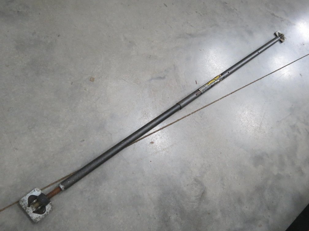 Adjustable Cargo Bar