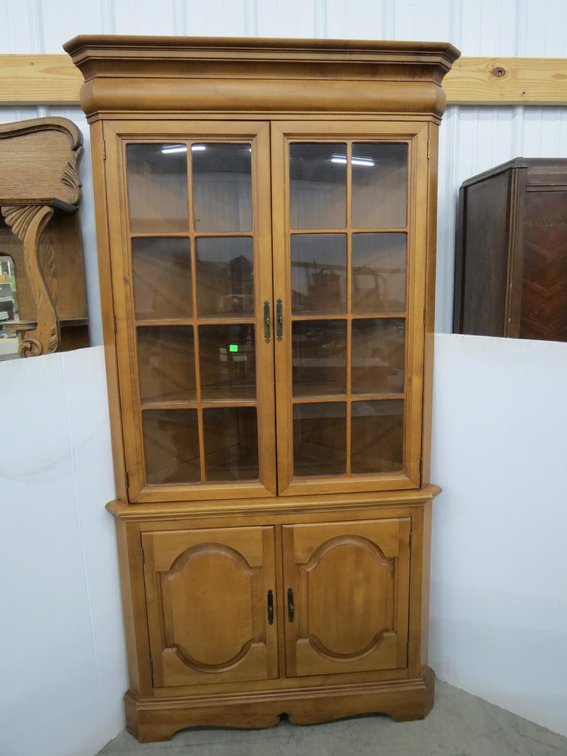 Corner Cabinet