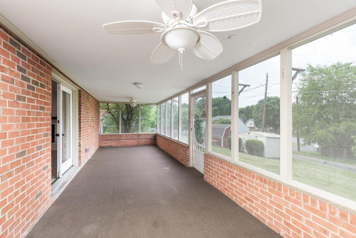 Image for Waynesboro Home - Newly Renovated