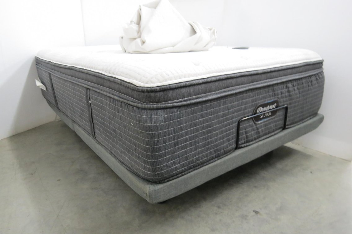 Full Size Adjustable Bed with Remote, Beautyrest Silver Mattress