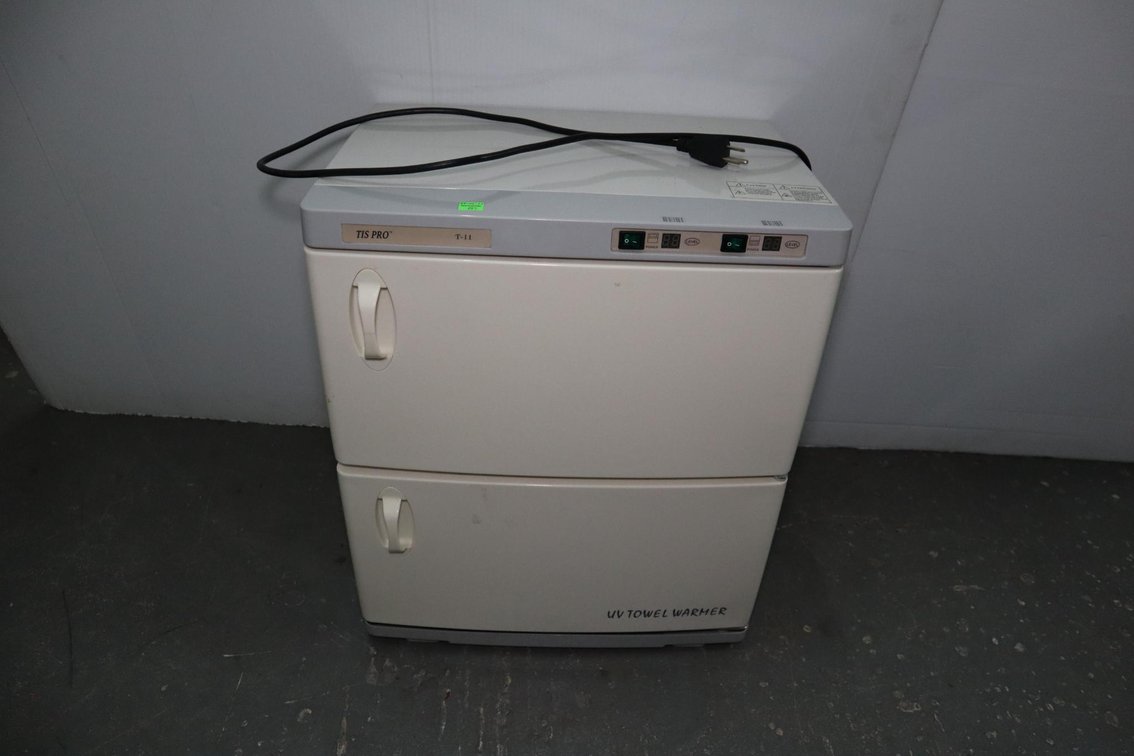 UV Towel Warmer