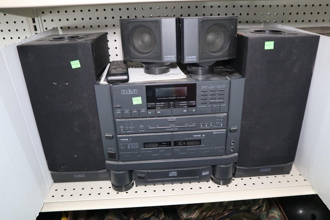 RCA Stereo System With Remote