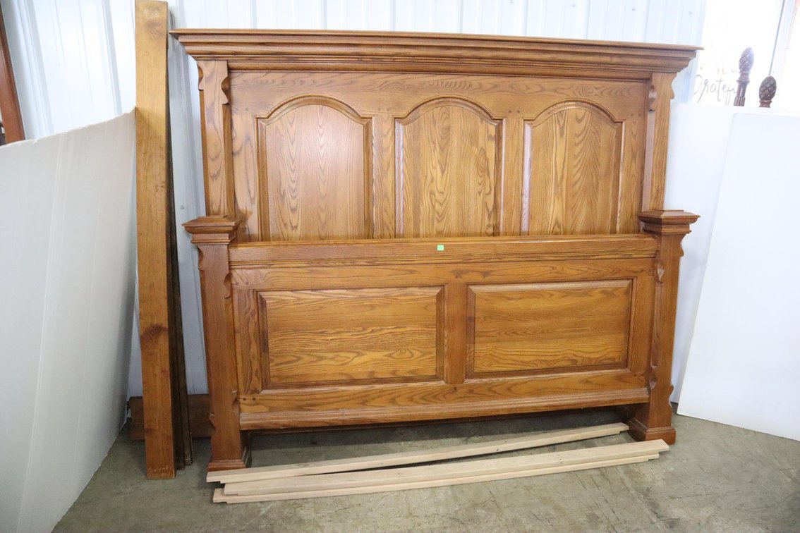 Queen/Full Size Bed Frame W/Secret Compartment in Headboard